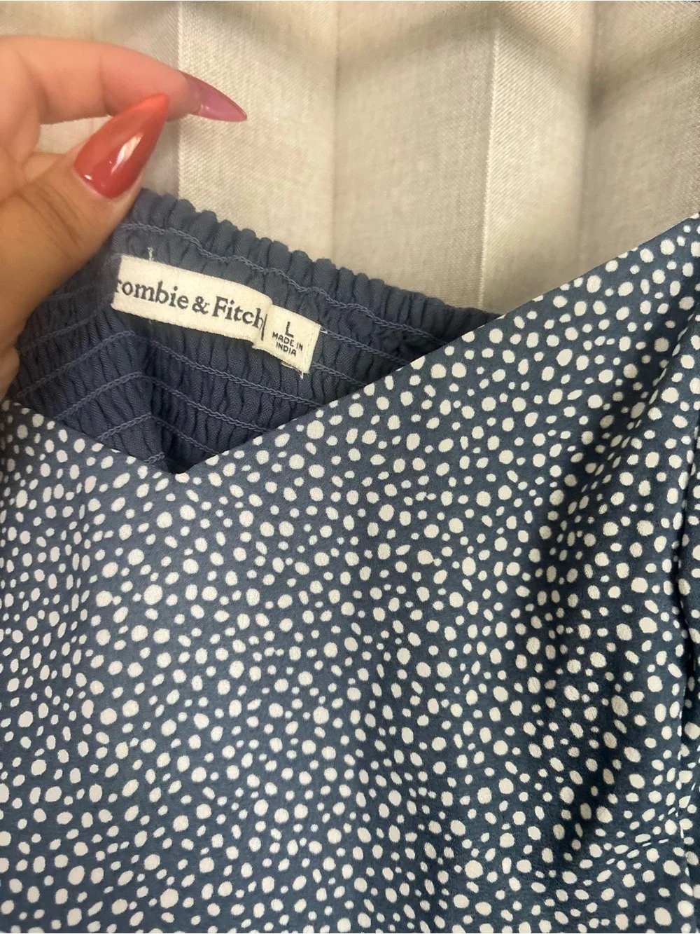 Abercrombie & Fitch blue/white smocked puff sleeve blouse